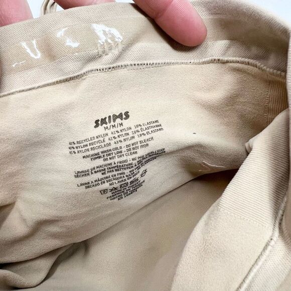 SKIMS Seamless Sculpt High Waist Thong Womens Medium Clay Core Control NEW Shape - Picture 9 of 10